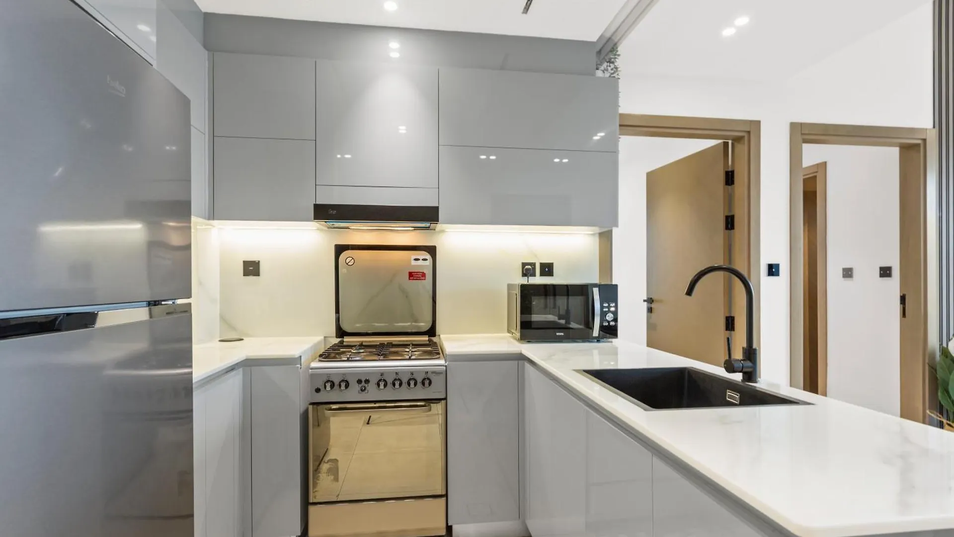 Comfortable 2 Bedroom In Business Bay Ντουμπάι